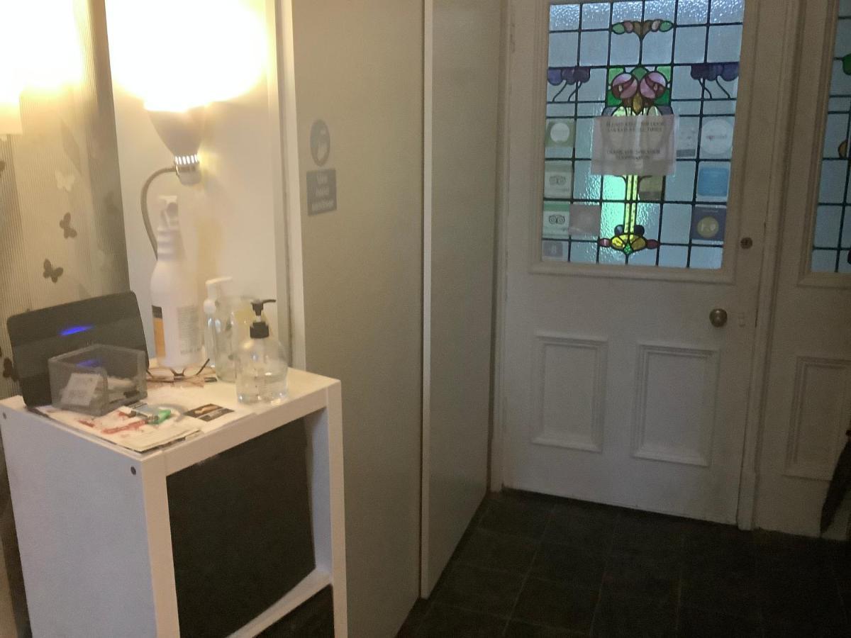 Nethermains House Kilwinning Extérieur photo