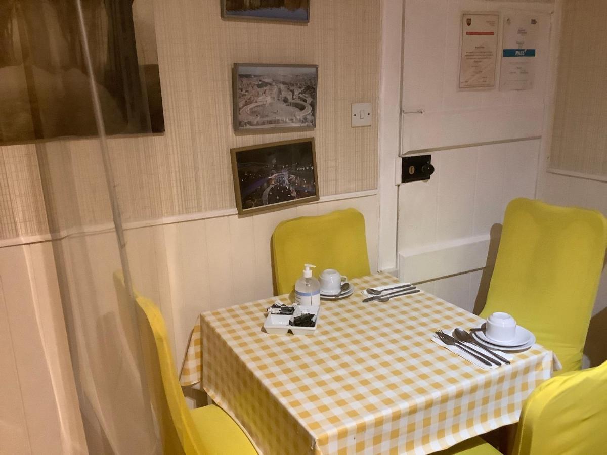 Nethermains House Kilwinning Extérieur photo